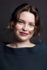 Ảnh diễn viên Ester Kuntu
